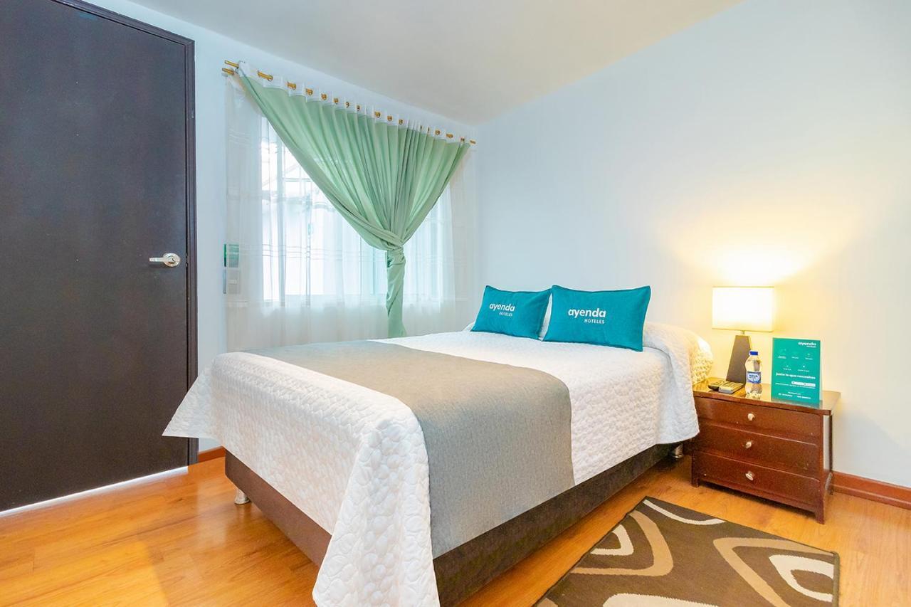 Ayenda 1080 Bogota Alpes Castellana Bed & Breakfast ภายนอก รูปภาพ